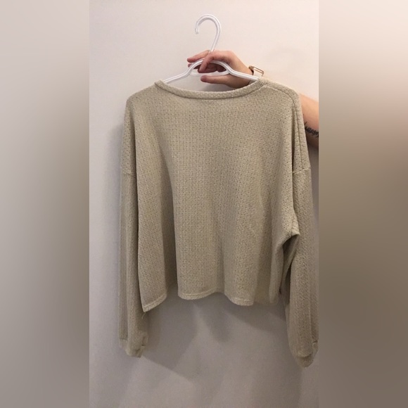 Knitted long sleeve crop top - Picture 3 of 4